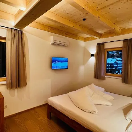 Mountain Chalets&apartments Ferienhaus *