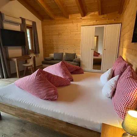 Mountain Chalets&apartments * Walchsee